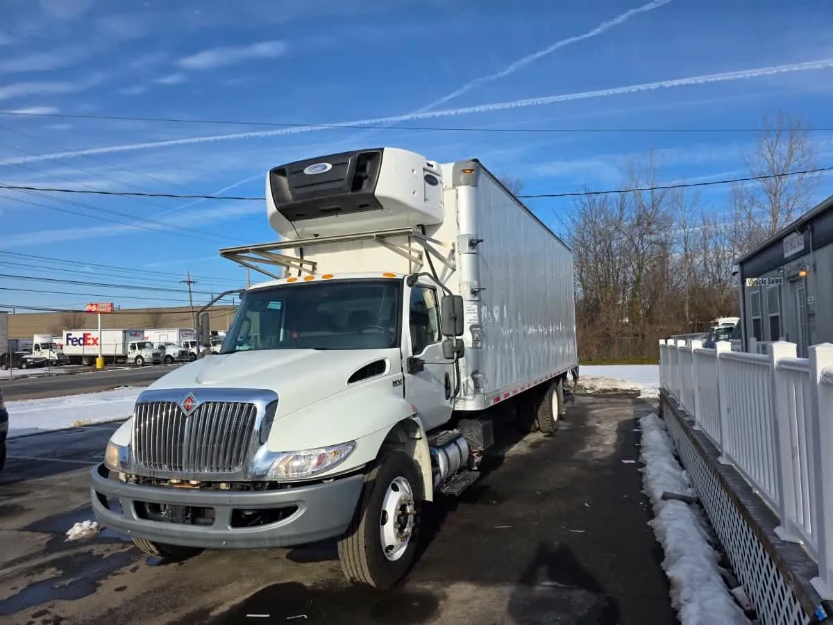 2020 Navistar International MV607 (4X2) - Day Cab