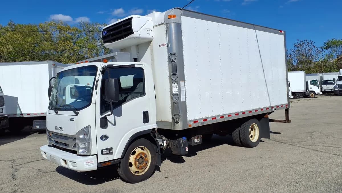 2019 Isuzu NRR - Refrigerated