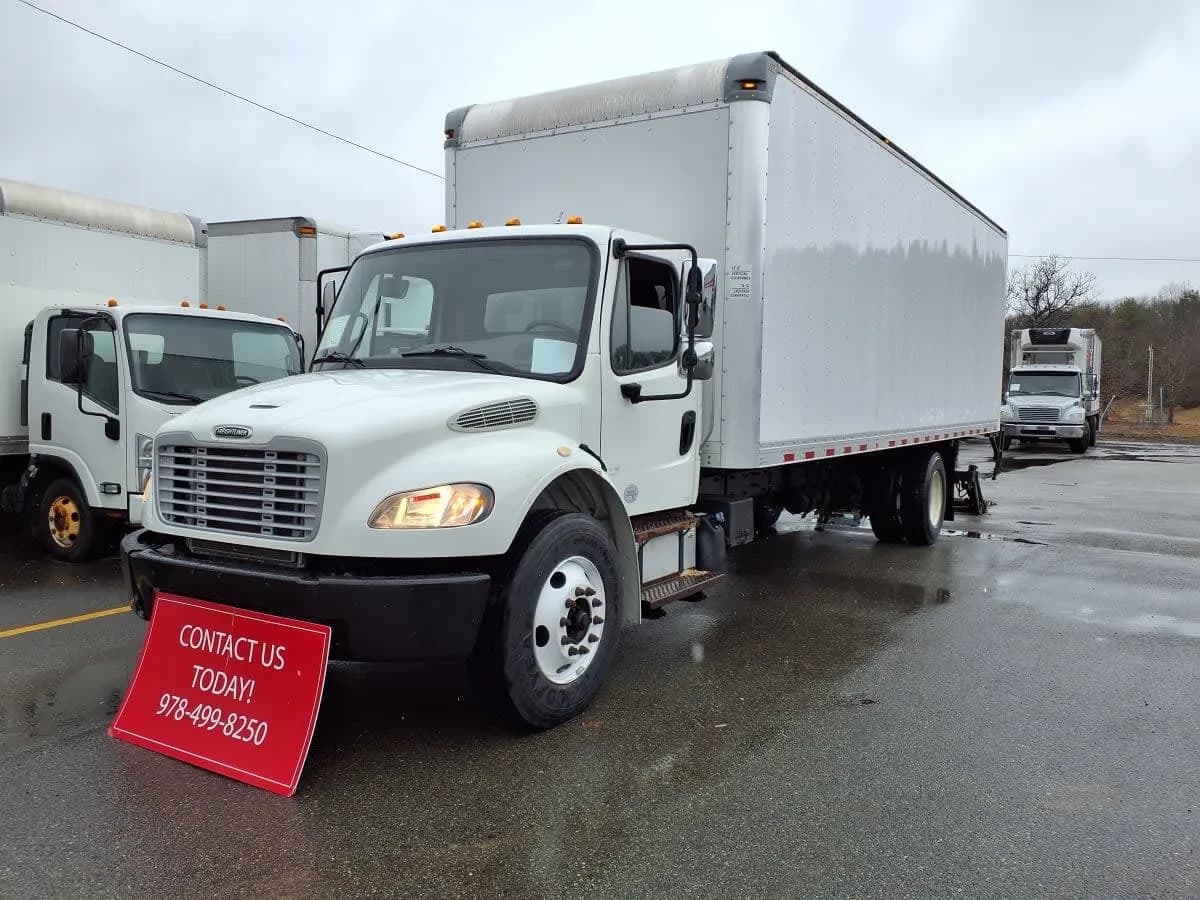 2018 Volvo VNR64T-640 - Sleeper