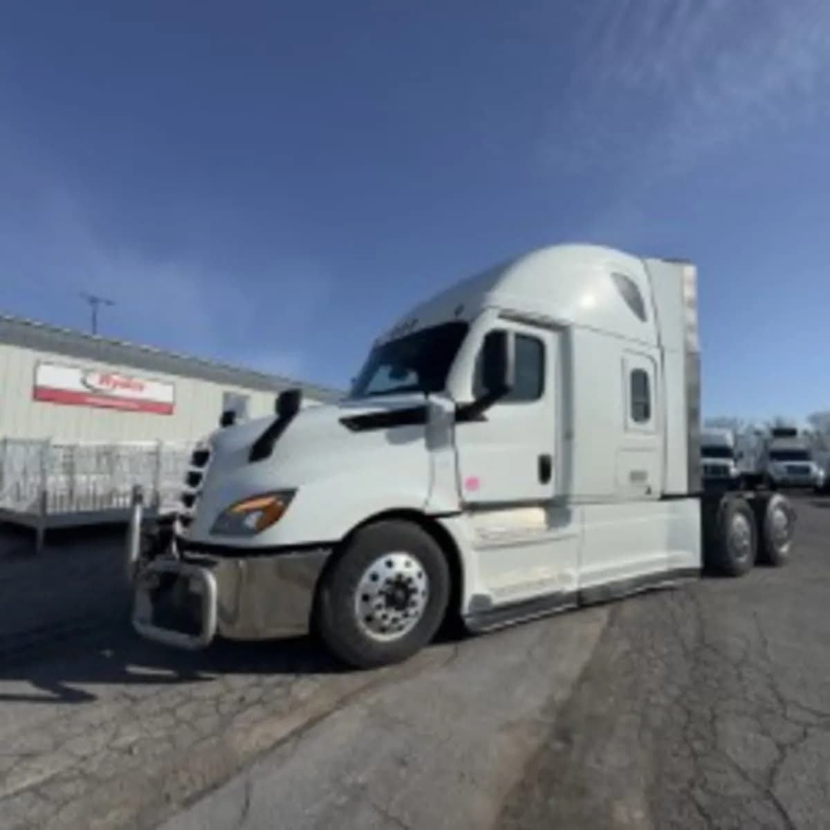 2022 Freightliner NEW - Sleeper