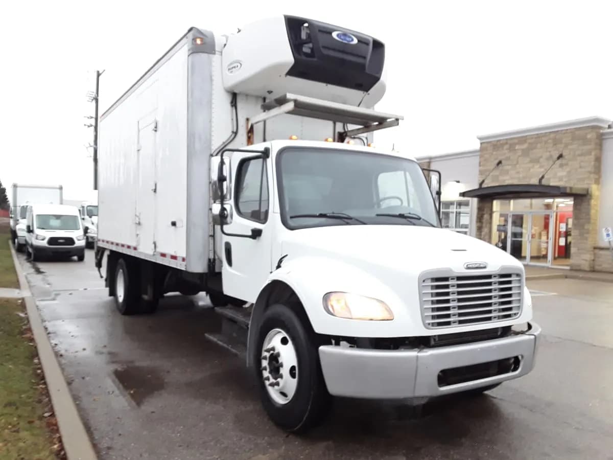 2018 Freightliner M2 106 - Box