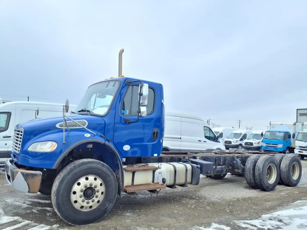 2019 Freightliner M2 106 - Curtain Side / Roll Tarp Trailers / Curtain Side Trucks