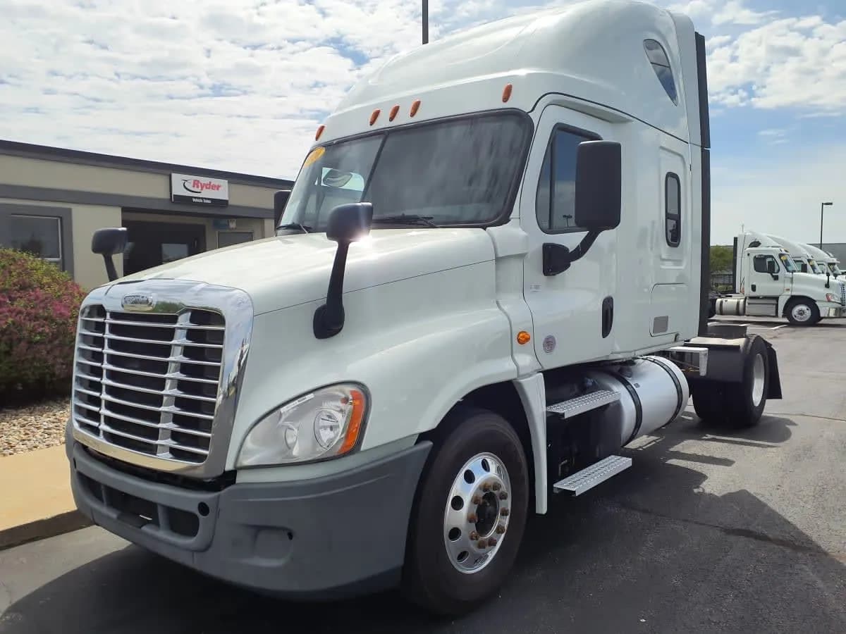 2020 Hino 195 - Refrigerated