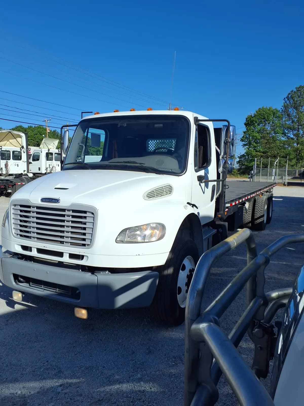 2021 Freightliner M2 106 - Flatbed