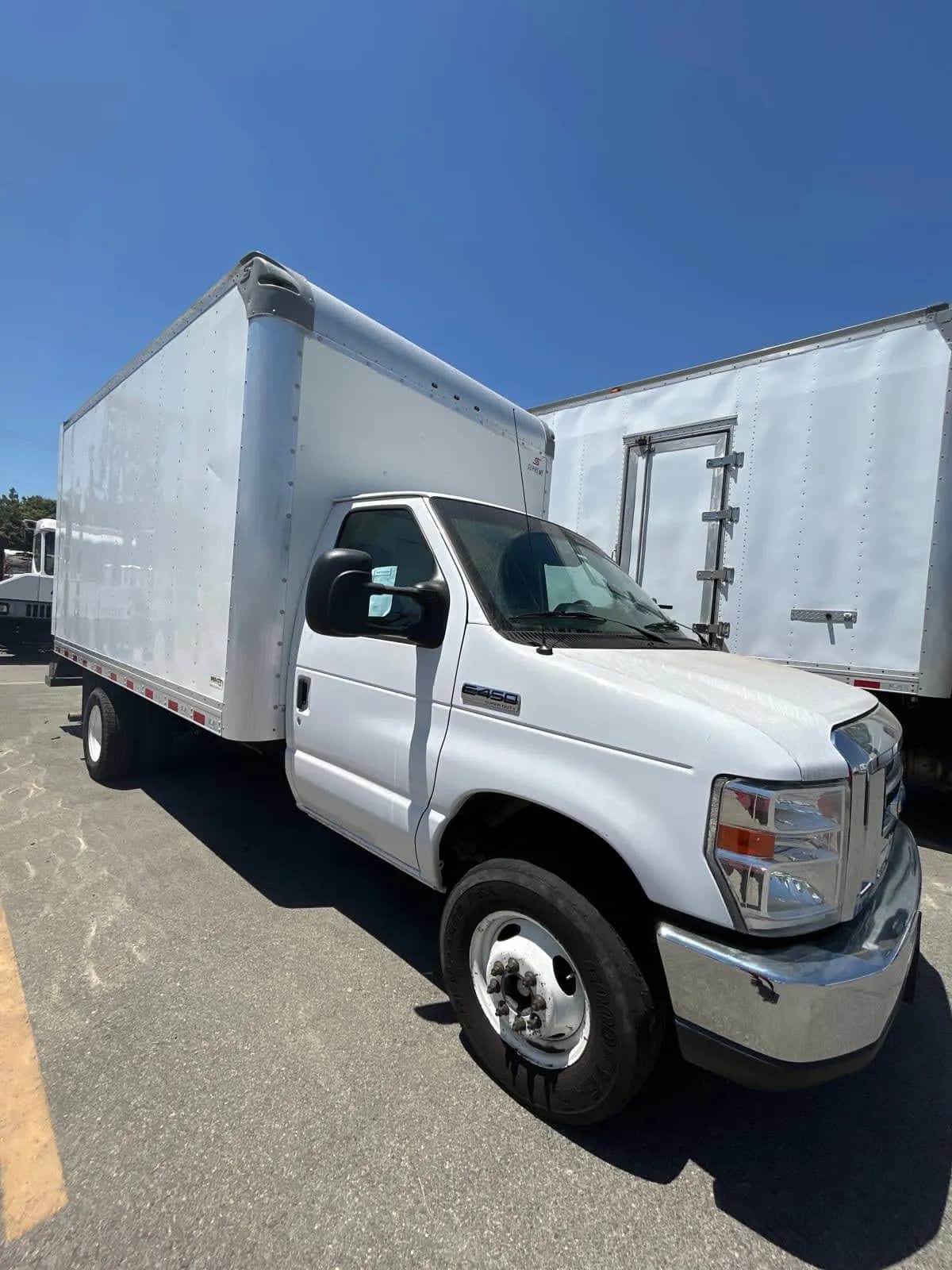 2019 Ford Motor Company E450 - Vans