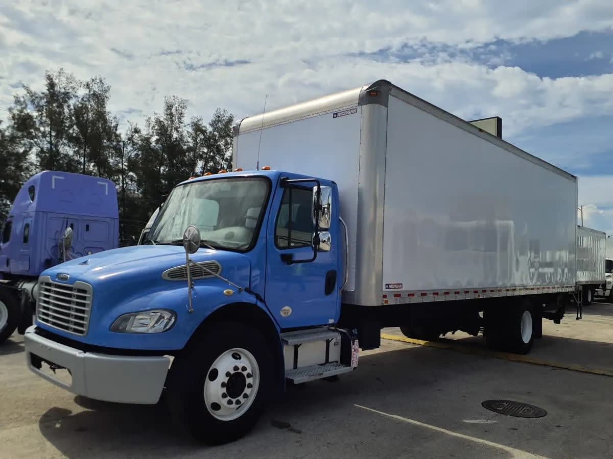 2020 Freightliner M2 106 - Day Cab