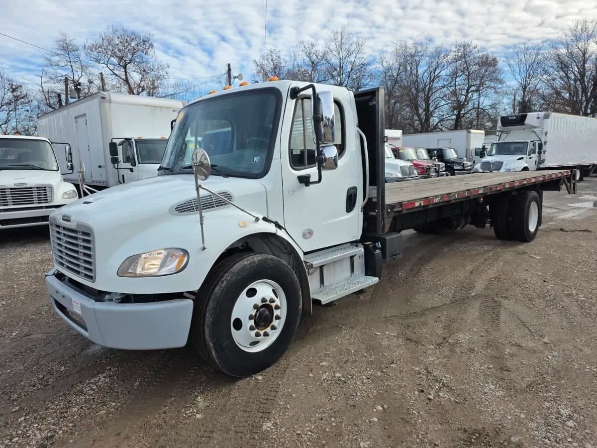 2018 Freightliner M2 106 - Stake