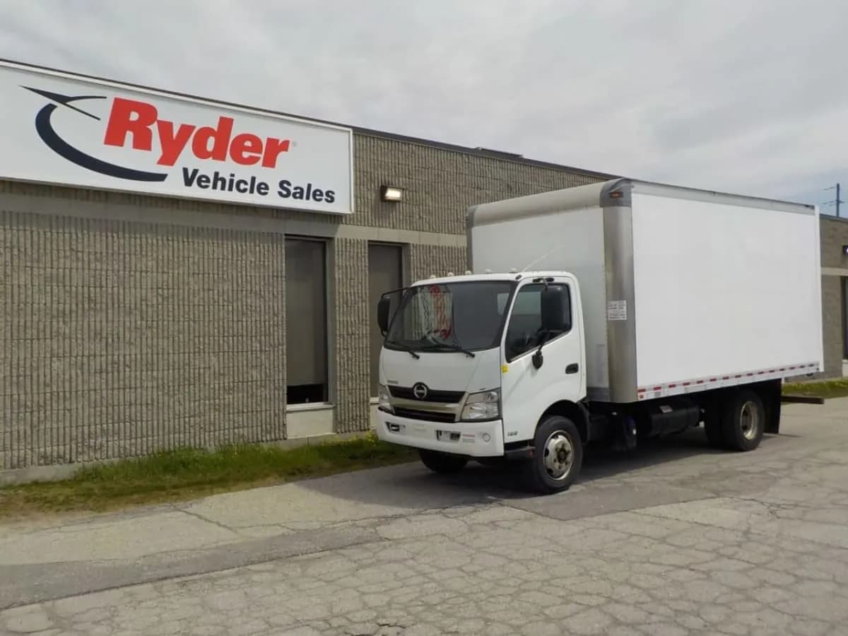 2019 Hino 195 - Box