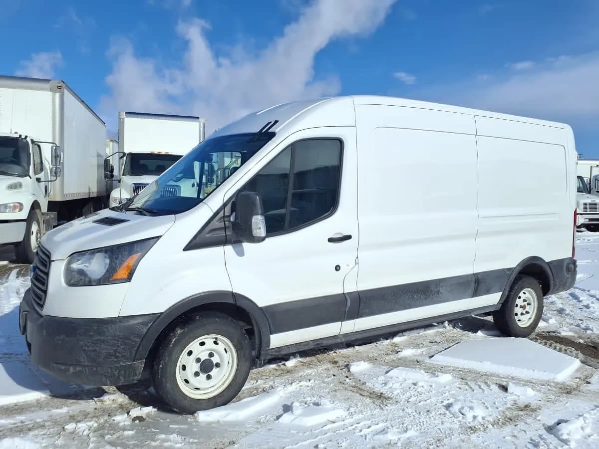 2019 Ford Motor Company TRANSIT 250 MED - Vans