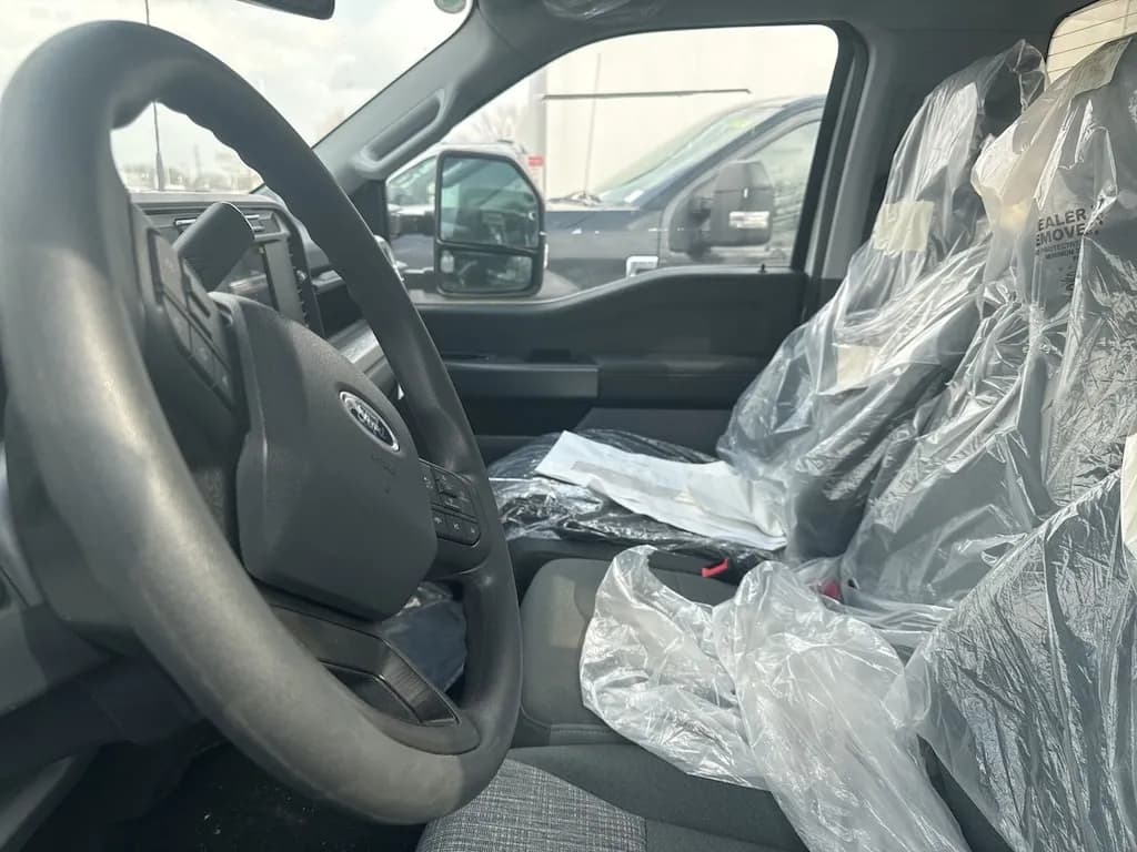 2023 Ford F-450SD
