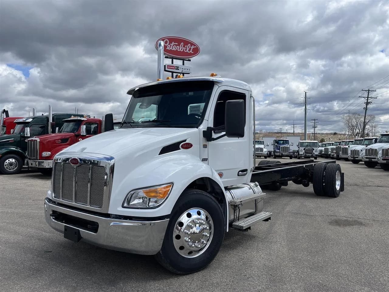 2026 Peterbilt 536 - Chassis
