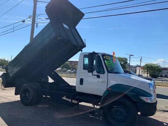 2007 International 4200 - Dump