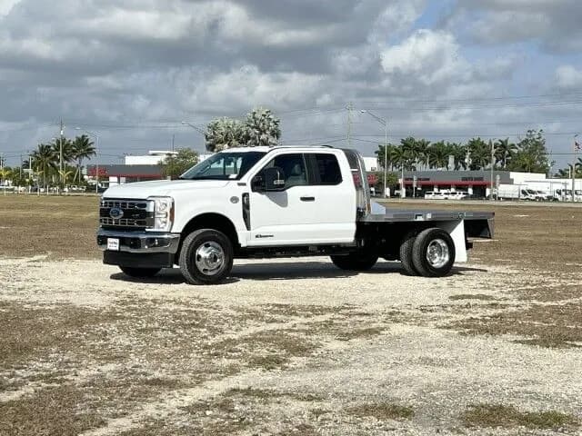2025 Ford F-350XL - Flatbed