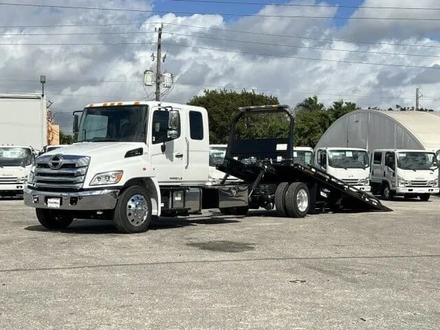 2026 Hino L6 Extended Cab - Tow