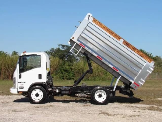 2026 Isuzu NPR-XD - Dump