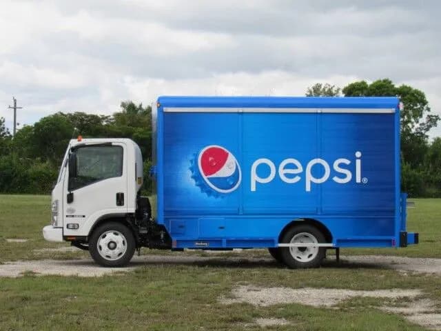 2026 Isuzu NRR - Refrigerated