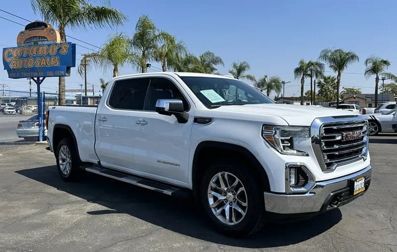 2020 GMC Sierra 1500 SLT - Pickup