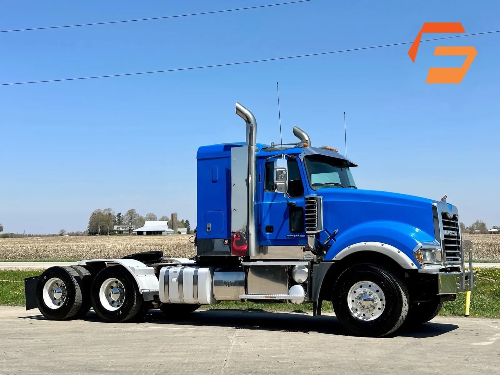2016 Mack TITAN TD713 - Sleeper