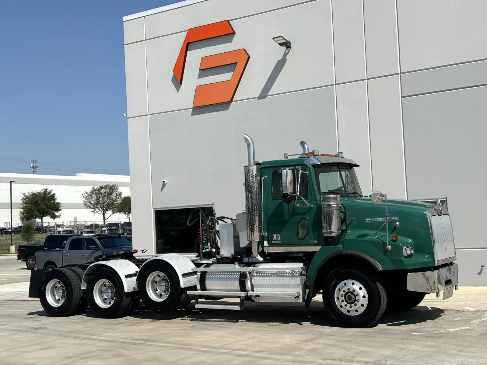 2015 Western Star 4900SB - Day Cab