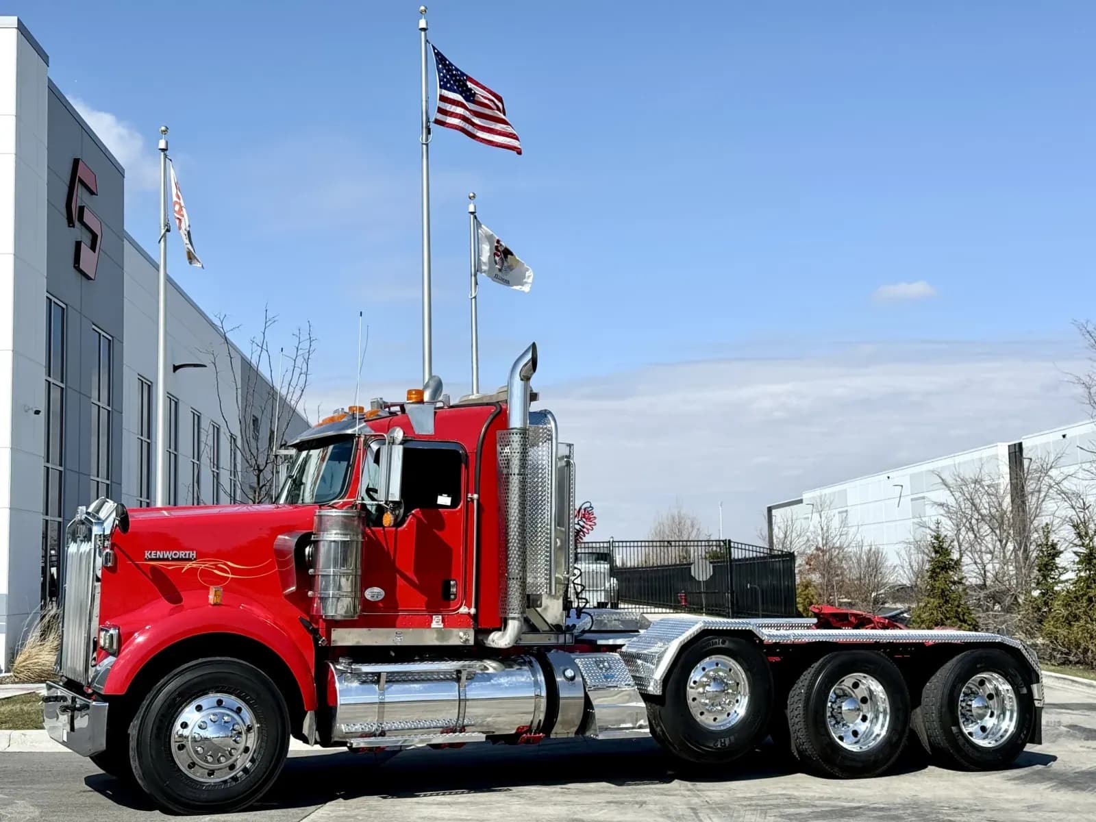 2016 Kenworth W900 - Day Cab