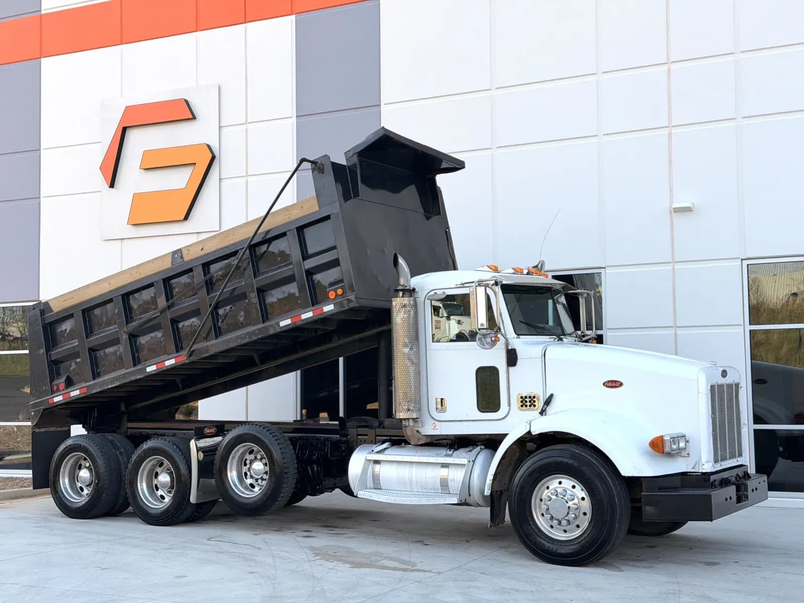 2006 Peterbilt 378 - Dump