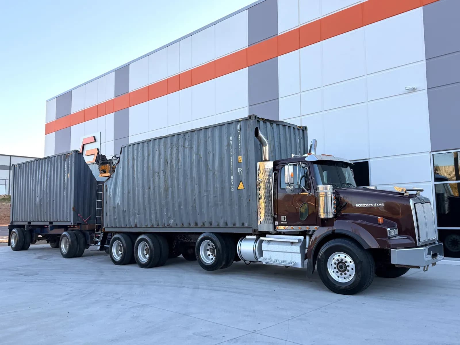 2017 Western Star 4900 - Day Cab