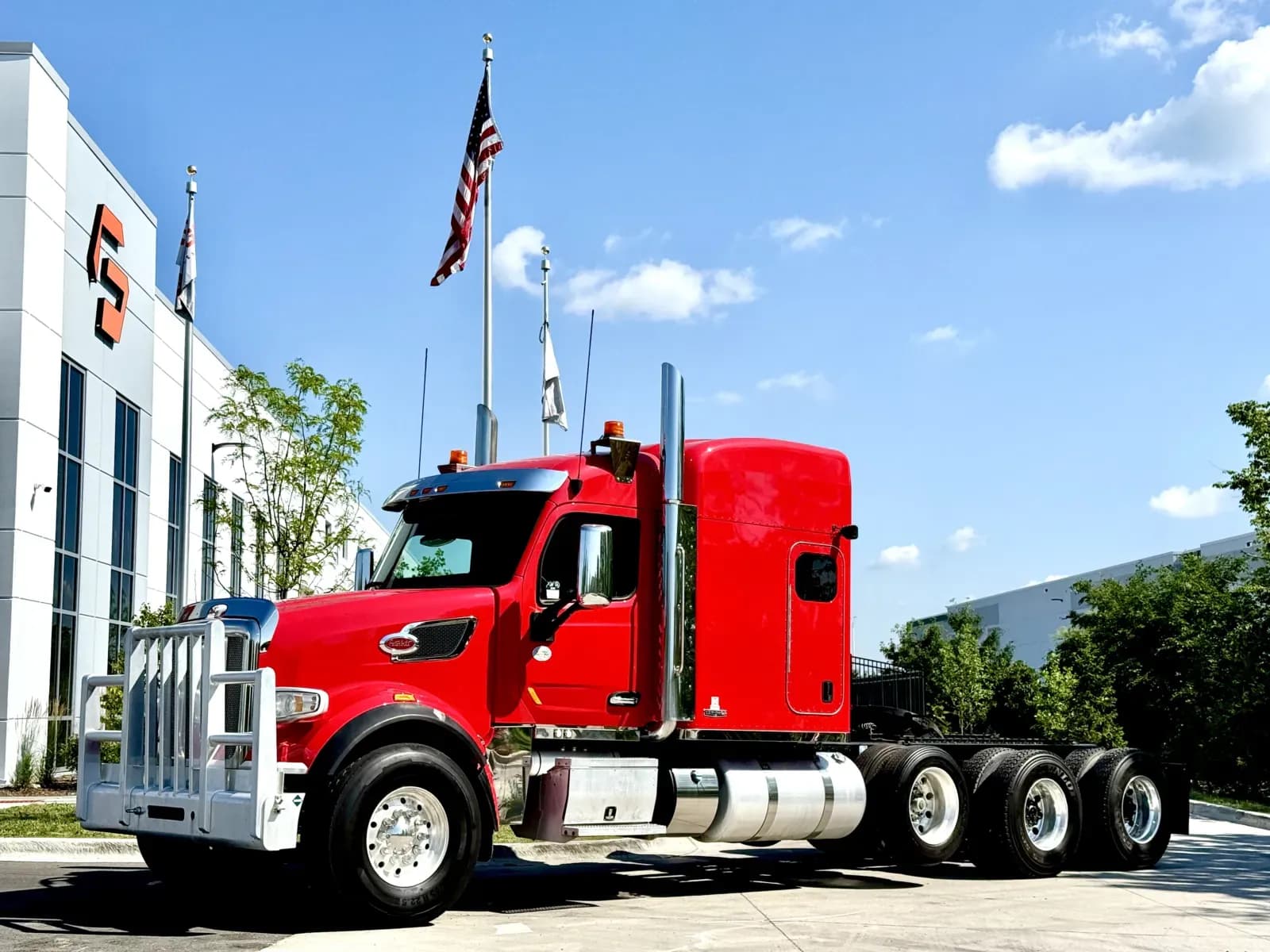 2019 Peterbilt 567 - Sleeper