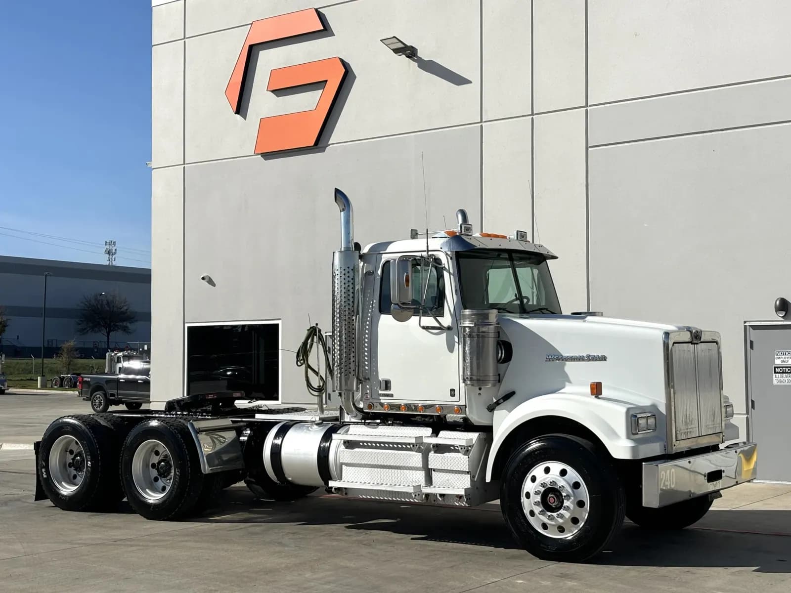 2015 Western Star 4900 - Day Cab