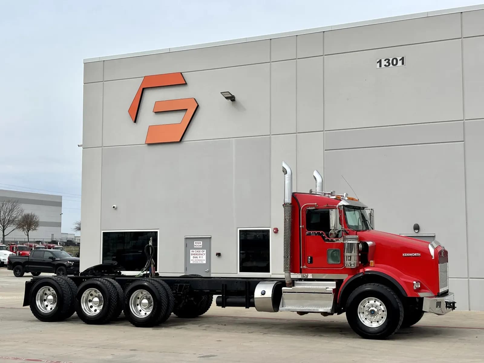 2020 Kenworth T800 - Day Cab