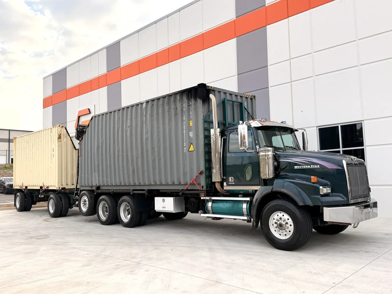 2017 Western Star 4900 - Day Cab