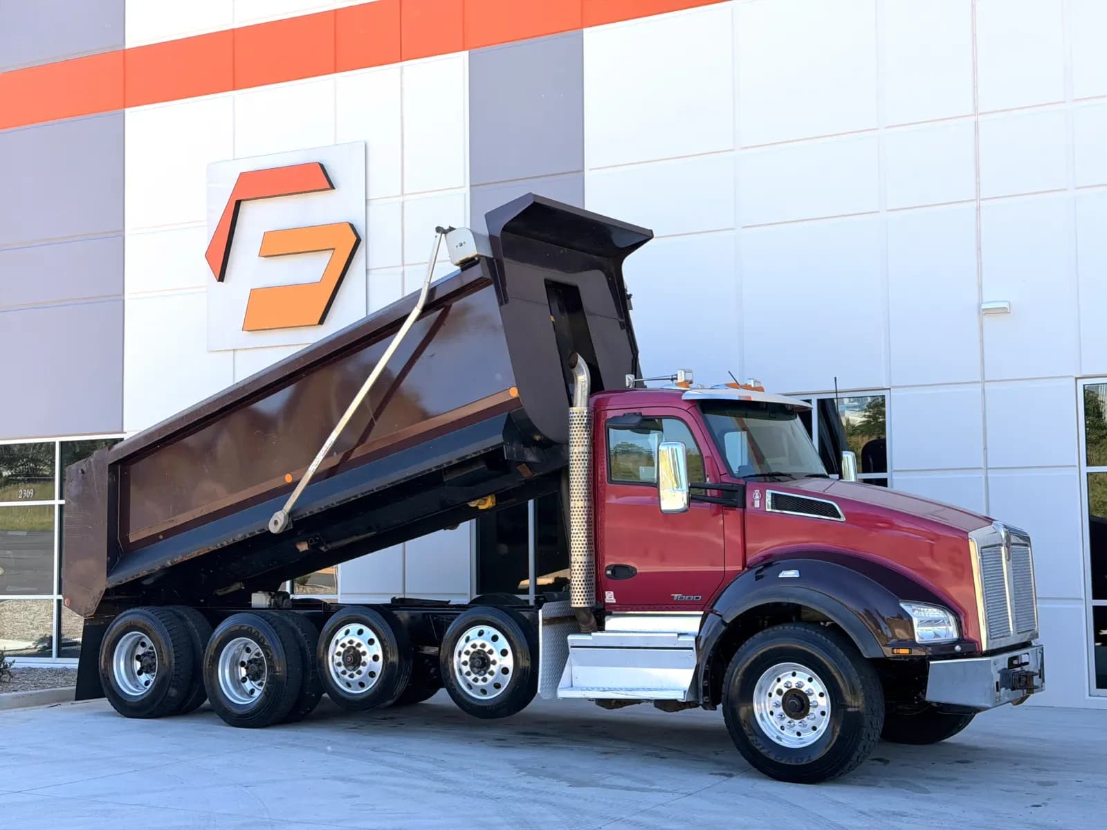 2018 Kenworth T880 - Dump