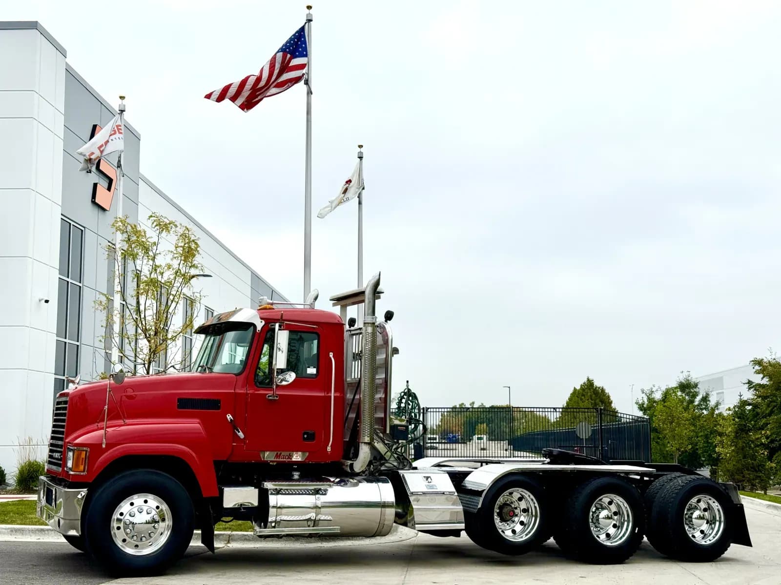 2008 Mack CHU613 - Day Cab