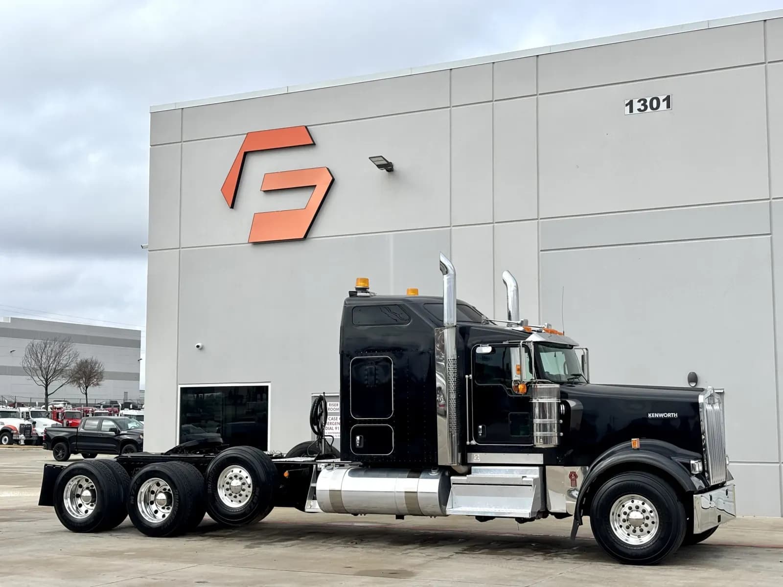 2022 Kenworth W900 - Sleeper