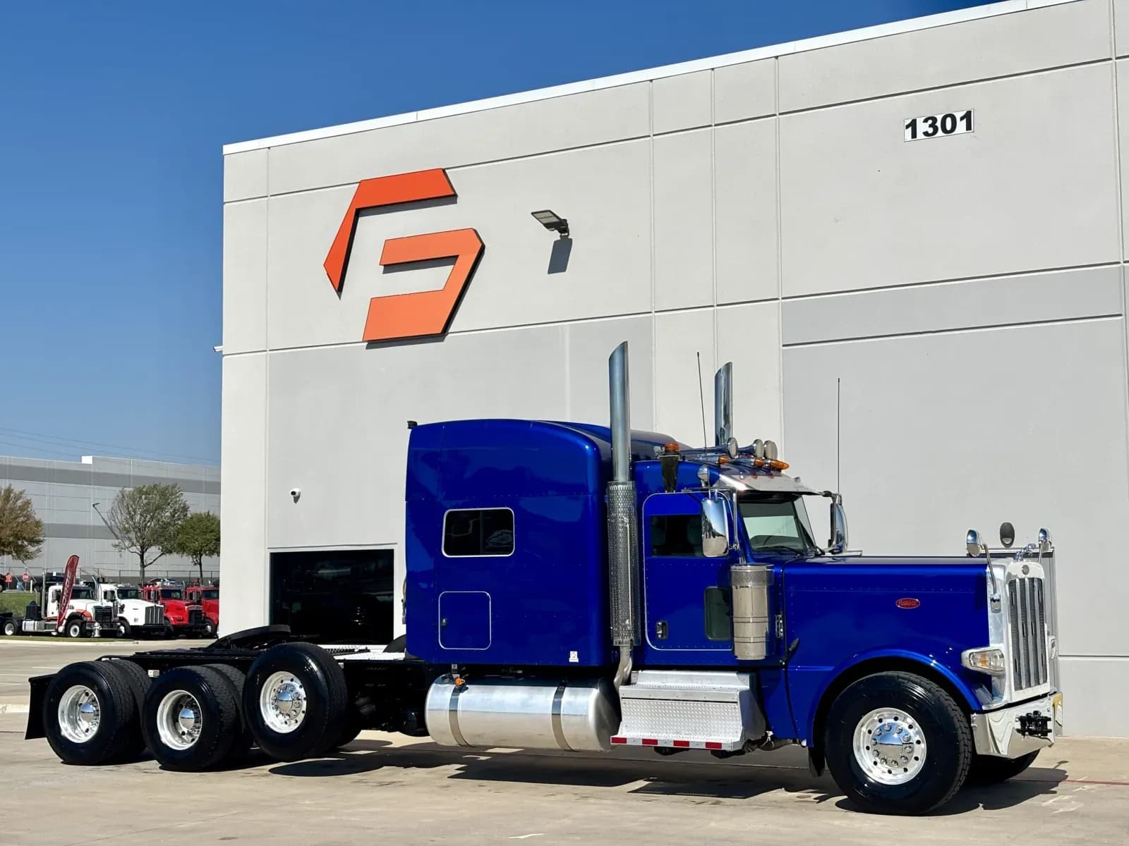 2024 Peterbilt 389 - Sleeper