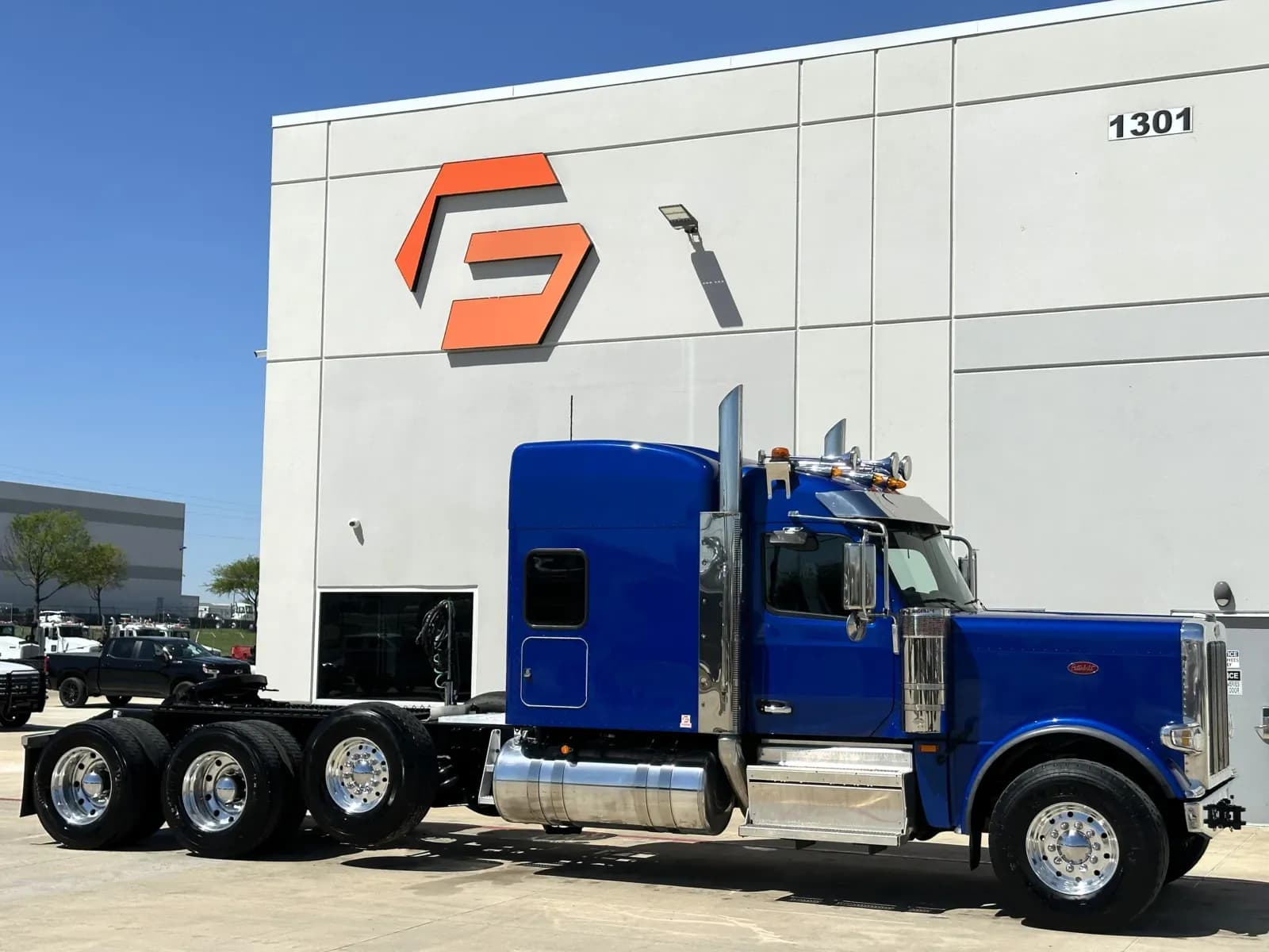 2025 Peterbilt 589 - Sleeper