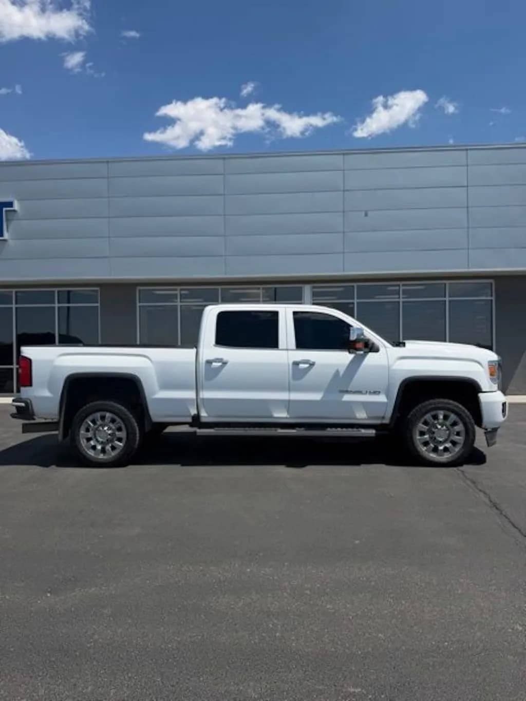 2017 GMC Sierra 2500HD - Pickup