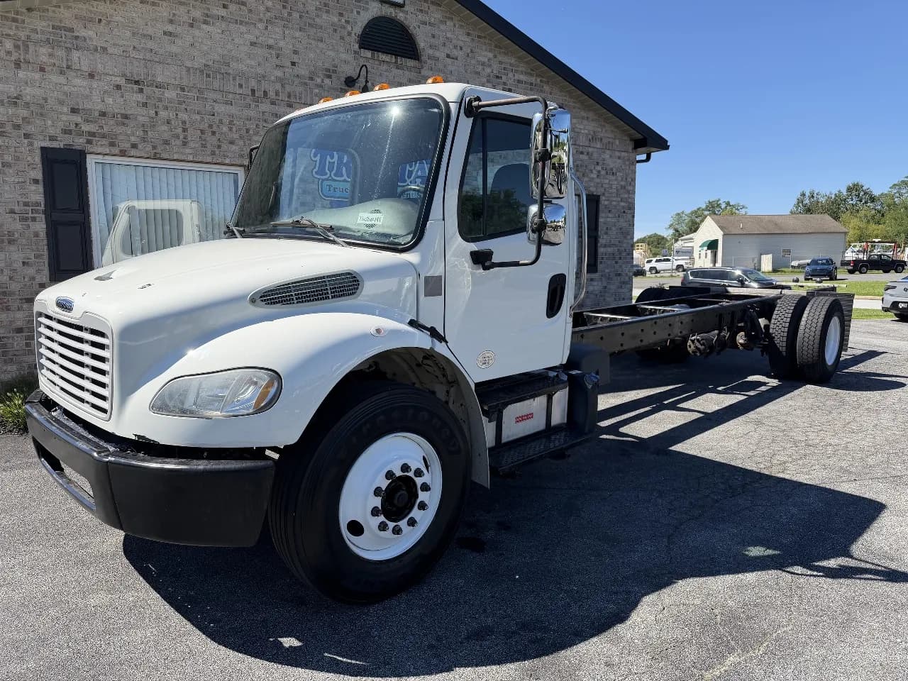 2015 Freightliner M2 - Chassis