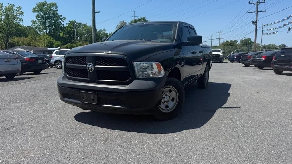 2017 Ram 1500 ST - Pickup