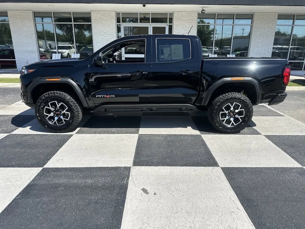 2026 GMCCanyon AT4X
