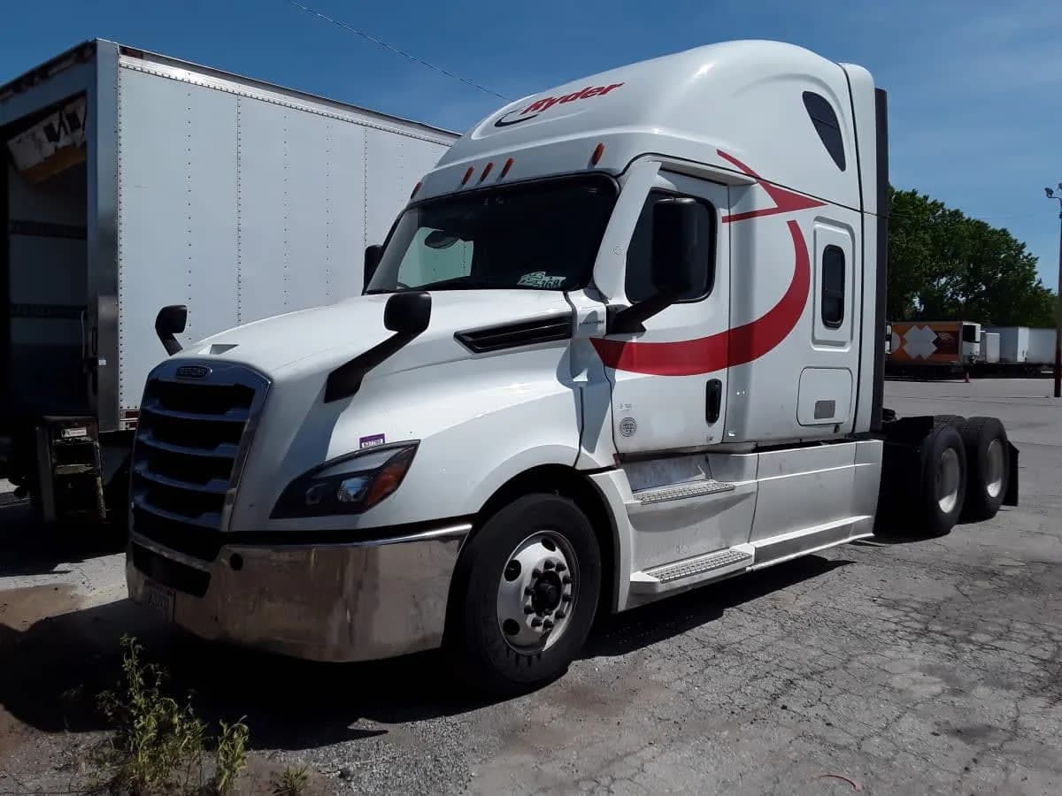 2022 Freightliner NEW - Sleeper