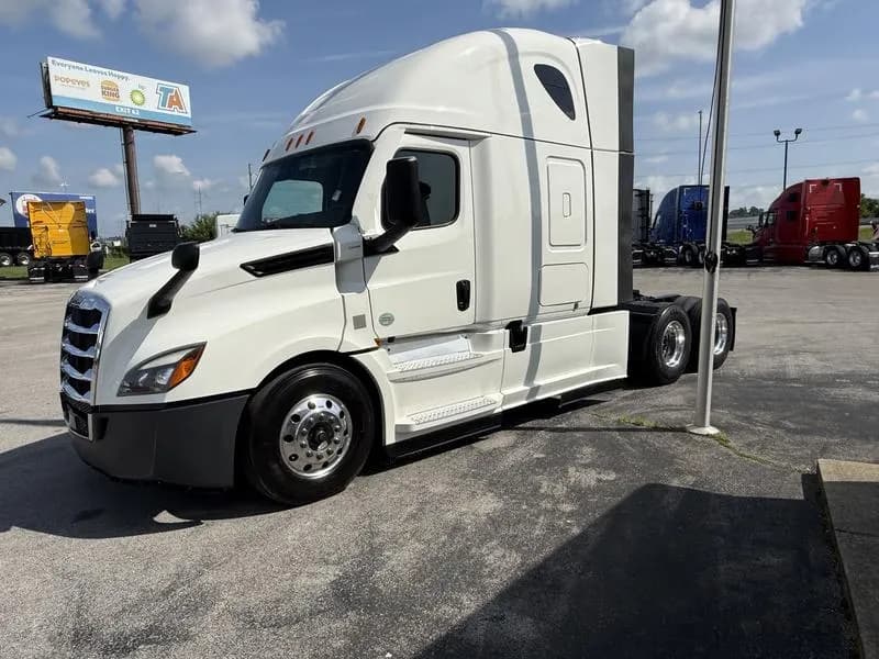 2022 Freightliner Cascadia