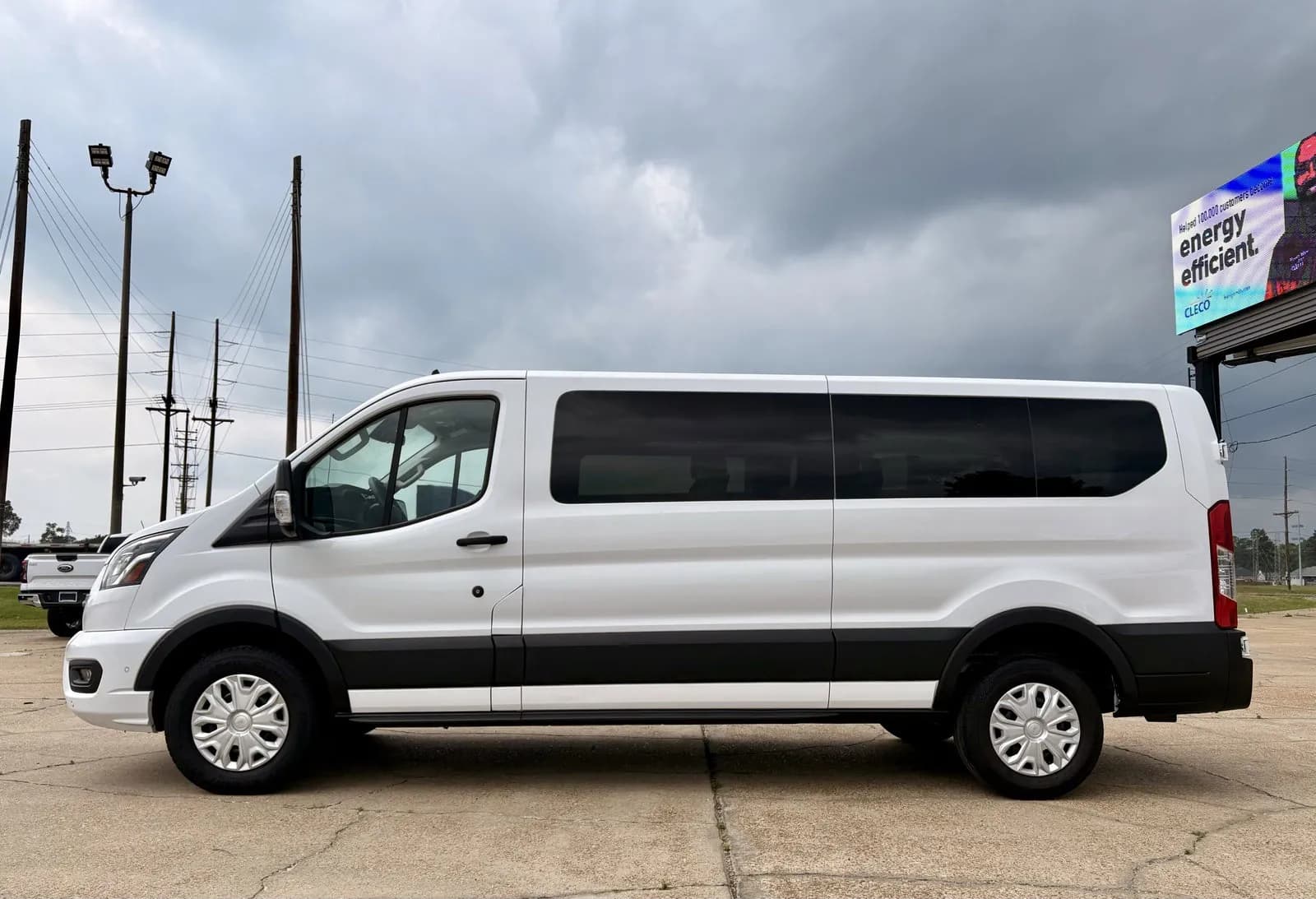 2023 Ford Transit-350