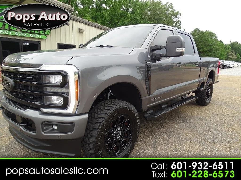 2024 Ford F-250 SD Lariat Crew Cab - Pickup