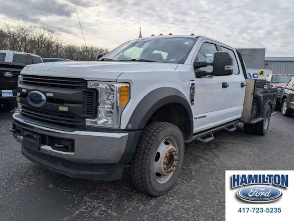 2017 Ford F-550 Chassis - Pickup