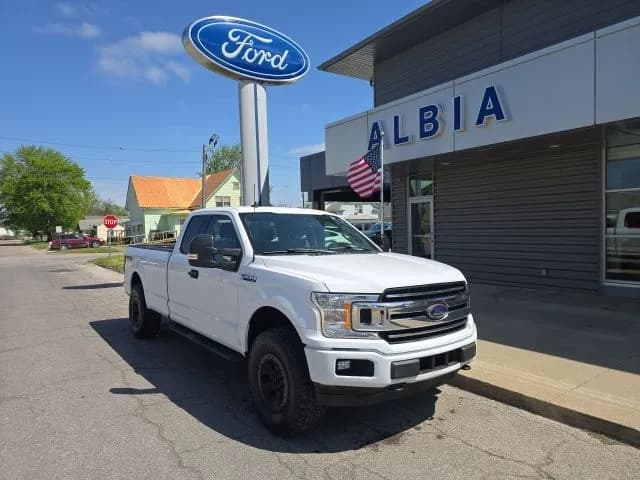 2019 Ford F-150 - Crane