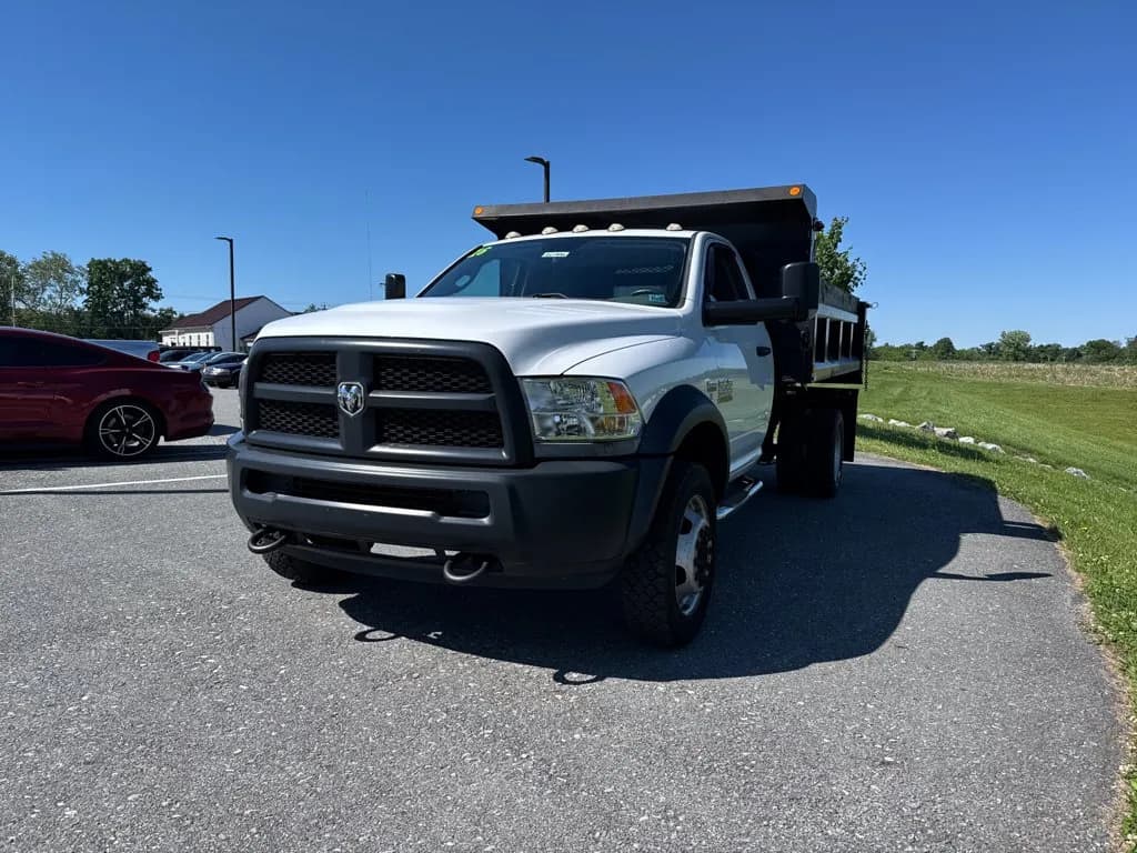 2016 Ram 5500 - Dump