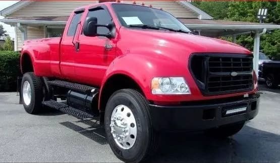 2001 Ford F-650 - Chassis