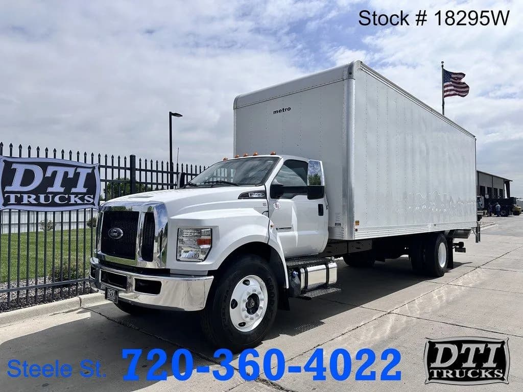 2023 Ford F650 26' - Box