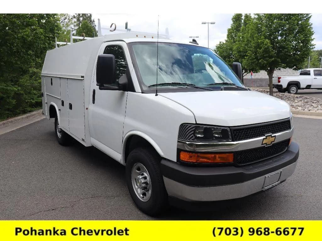 2026 Chevrolet Express 3500 - Service