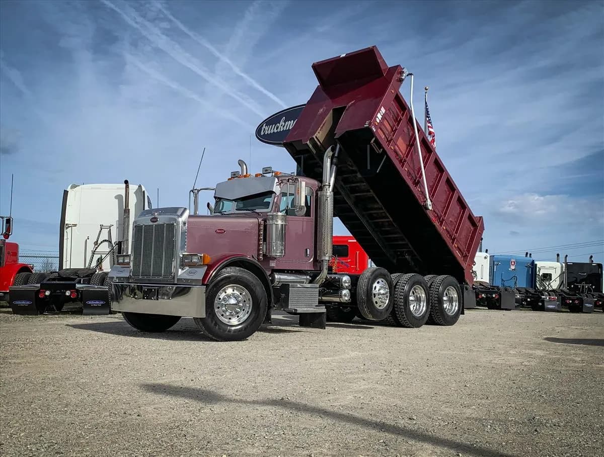 2007 Peterbilt 379 - Dump